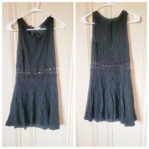 Lacey Strapless Black Dress